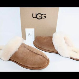 UGG Scuffette II Water-Resistant Slipper